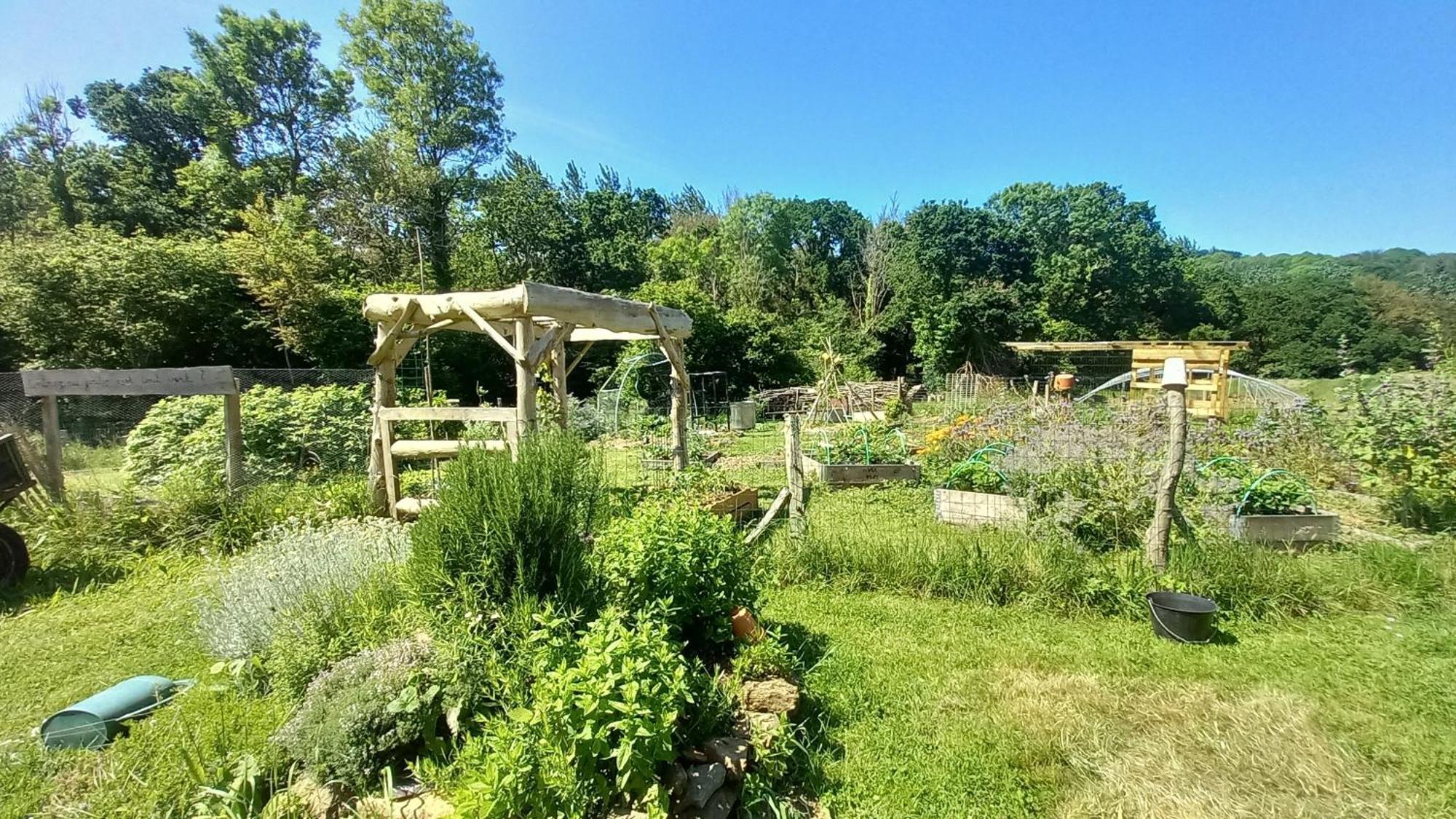 Tente Insolite En Pleine Nature Treduder 외부 사진